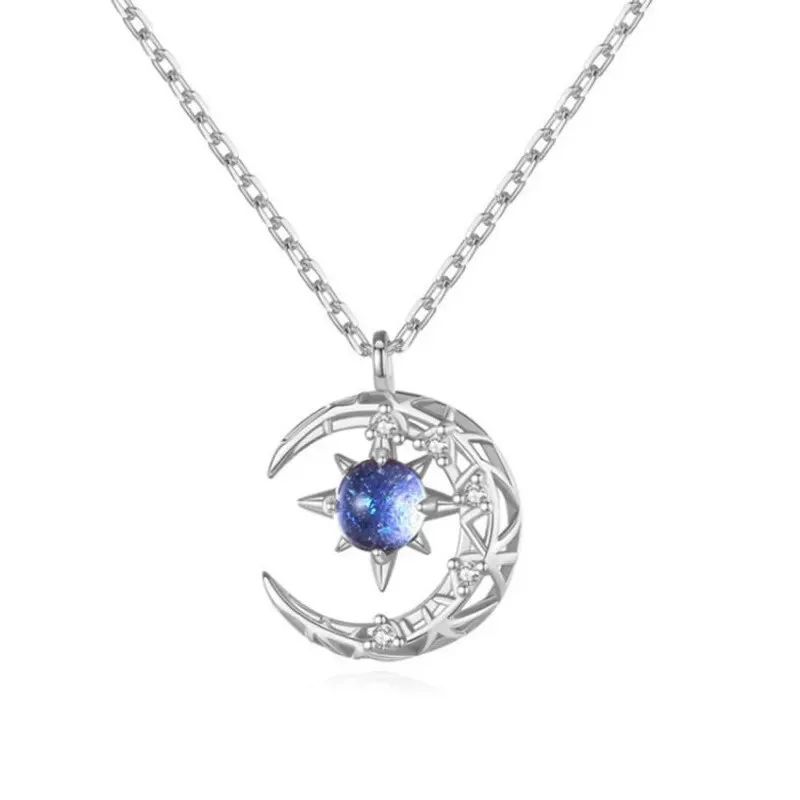 Product moon necklace